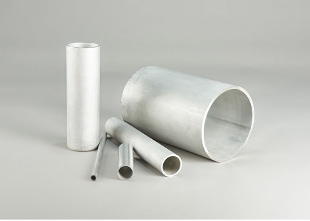 Corrosion Resistant Round Section Inconel 601 Welded Pipe for Oil and Gas Industry